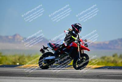 media/Mar-25-2024-Moto Forza (Mon) [[8d4319bd68]]/4-Novice Group/Session 2 (Turn 9 Side)/